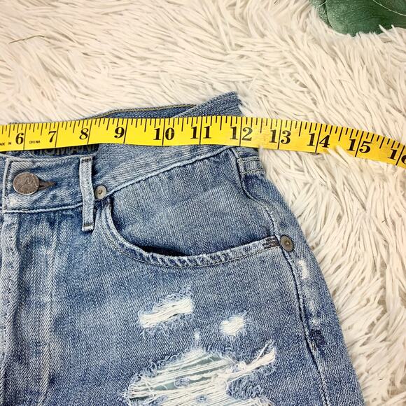 Citizens of Humanity Distressed High Rise Denim Jean Shorts Size 24 - Picture 6 of 8